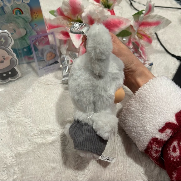 Miniso Mickey Head In The Clouds Thunder Cloud - Picture 3 of 10